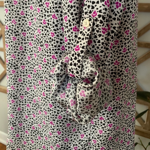 Ann Taylor Blouse - Picture 4 of 4